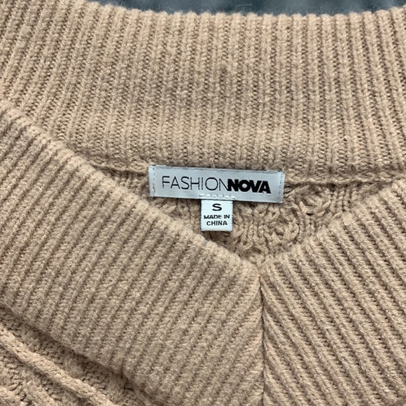 FASHION NOVA Argyle cropped sweater - Picture 3 of 3